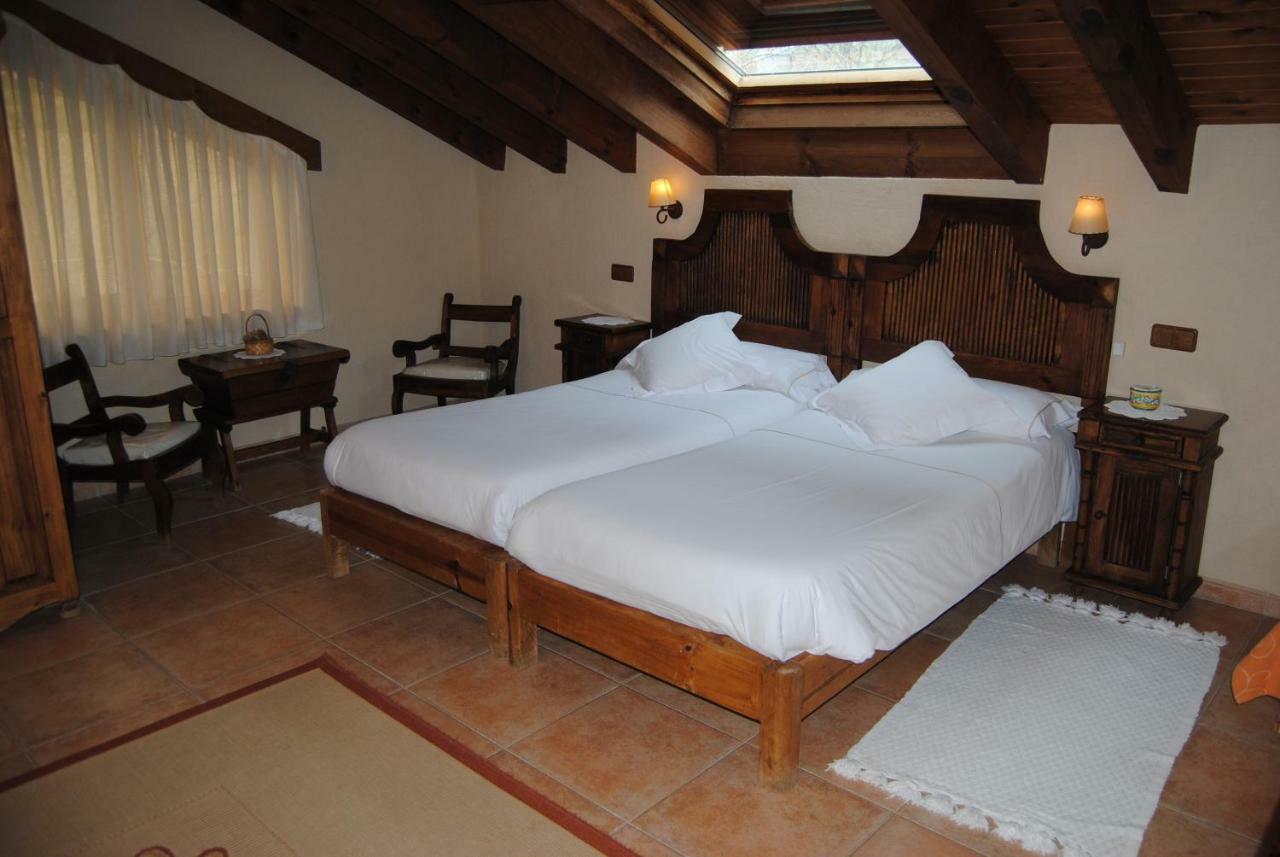 Hotel Rural Los Frutales Cercedilla Exterior photo