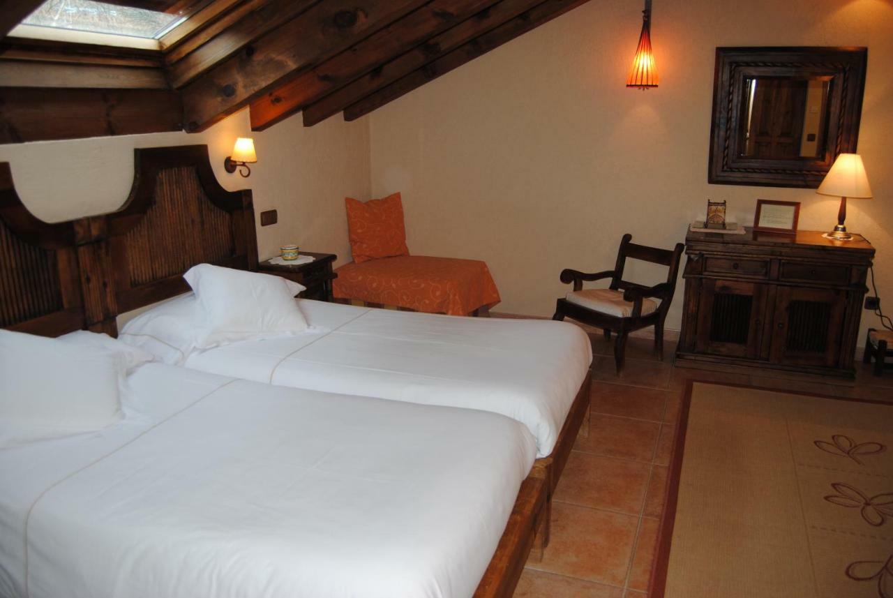 Hotel Rural Los Frutales Cercedilla Exterior photo