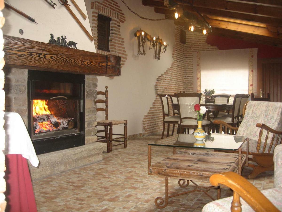 Hotel Rural Los Frutales Cercedilla Exterior photo