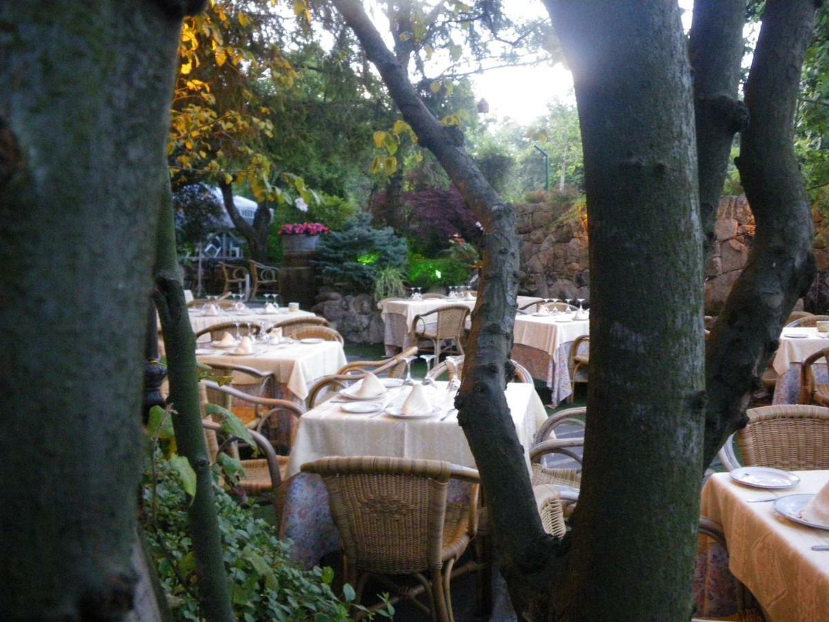 Hotel Rural Los Frutales Cercedilla Exterior photo